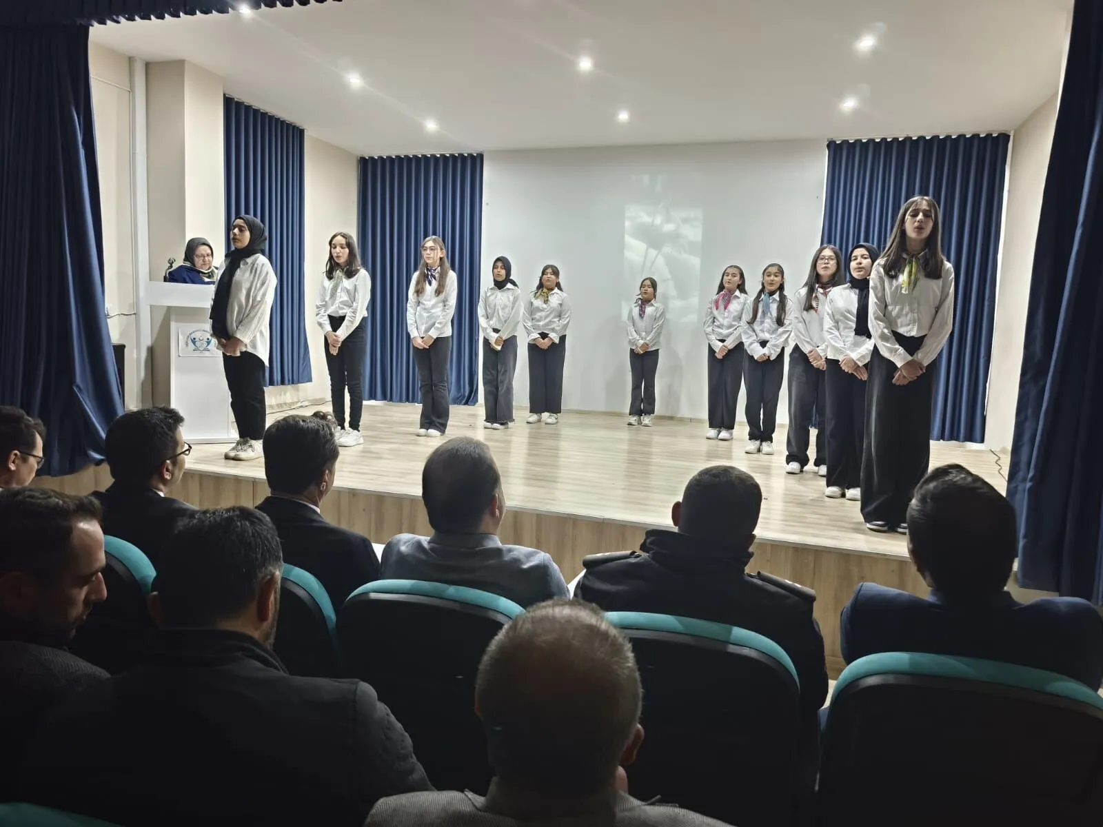 Yeşilova’da İmam Hatip Programına Yoğun İlgi